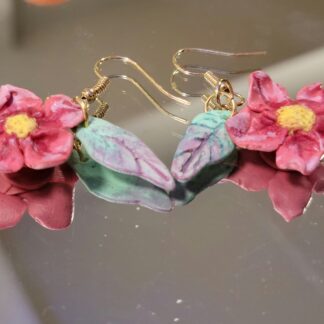Earrings - Flowers w Leafs